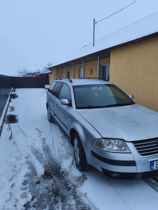 Vând Passat 2004