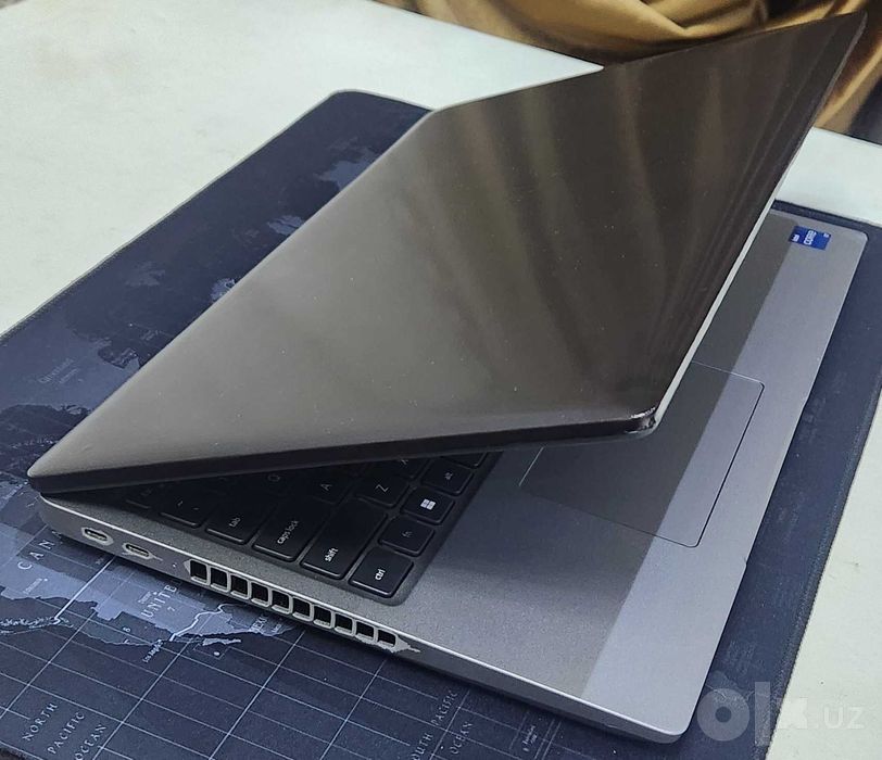 Dell Precision 3581