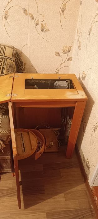 Швейная машинка советская