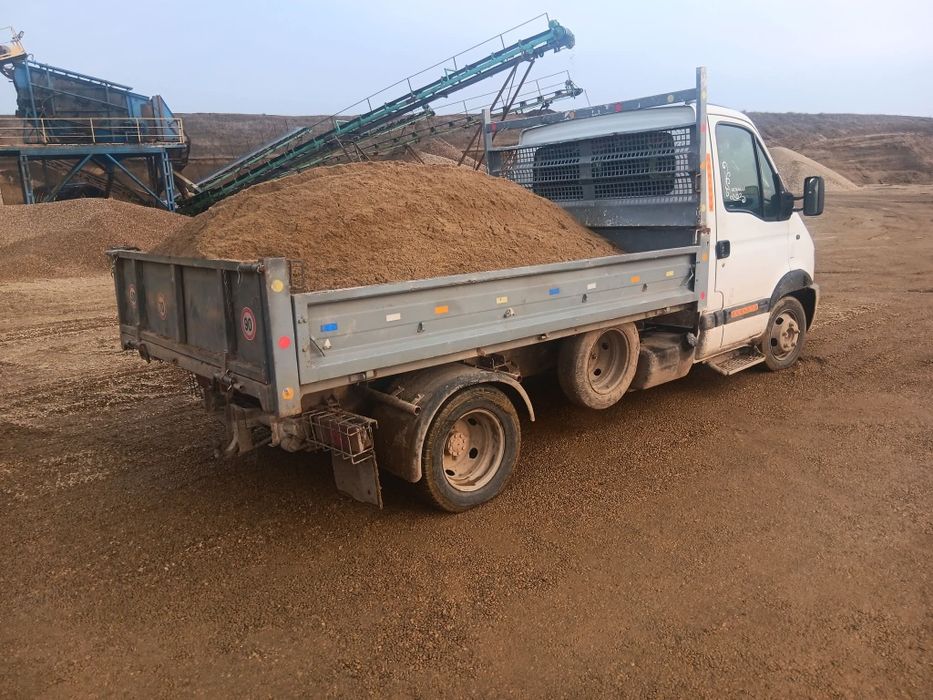 Balastru nisip piatra Pietriș Pământ negru vegetal Amestec beton