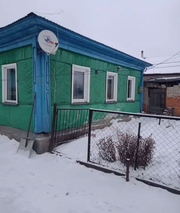Продам дом в рабочем поселке.