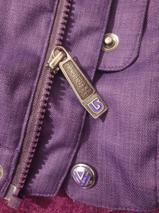 Яке Olivia Burton