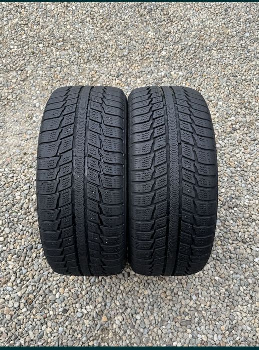 Cauciucuri de vanzare