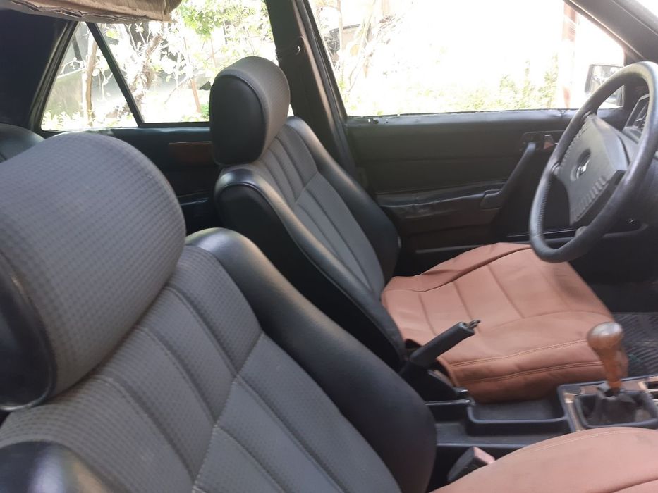 Продается Mercedes 190.