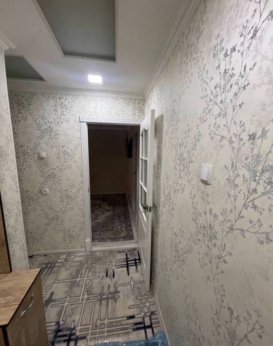 Срочно 2х 3микрарайоне сдаётся стиральная машинка диван есть новый