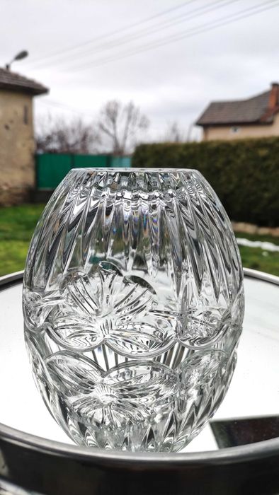 Масивна кристална бонбониера с капак