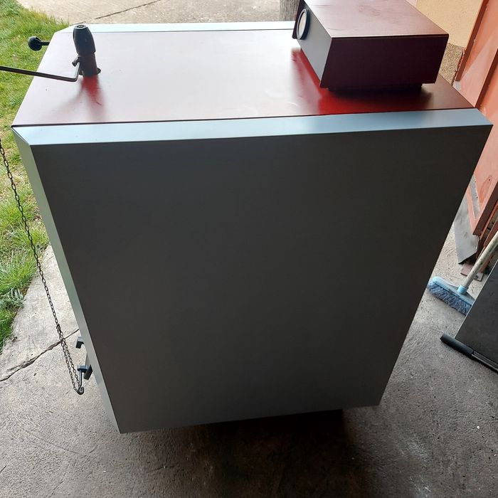 Vind centrala ( cazan) VIADRUS din fonta 30 kw 6 elementi