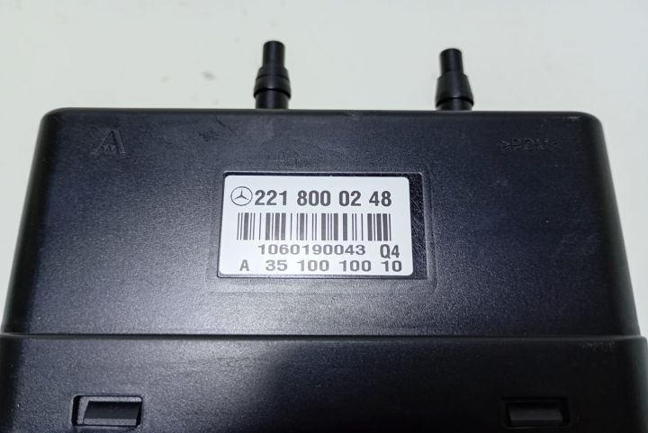 Modul  pompa vacuum 2218000248 Mercedes-Benz S-Class W221