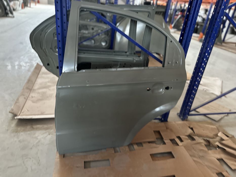 NEXIA 3 OLDI va Orqa eshiklari bor GM ORGINAL