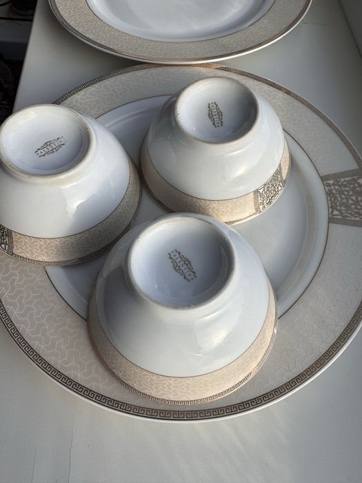 Продаю чайно-столовый сервиз