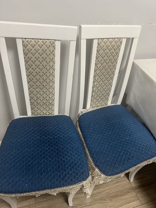 Продам стол 4 стульев 100*150 в отличном состоянии