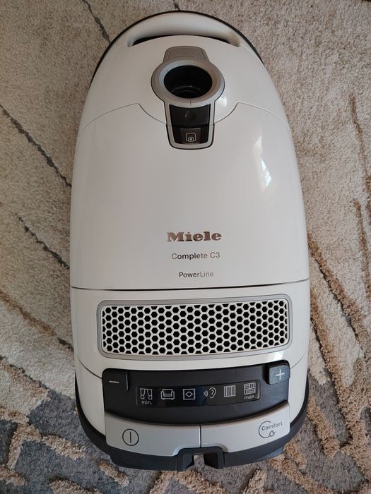 Aspirator Miele c3