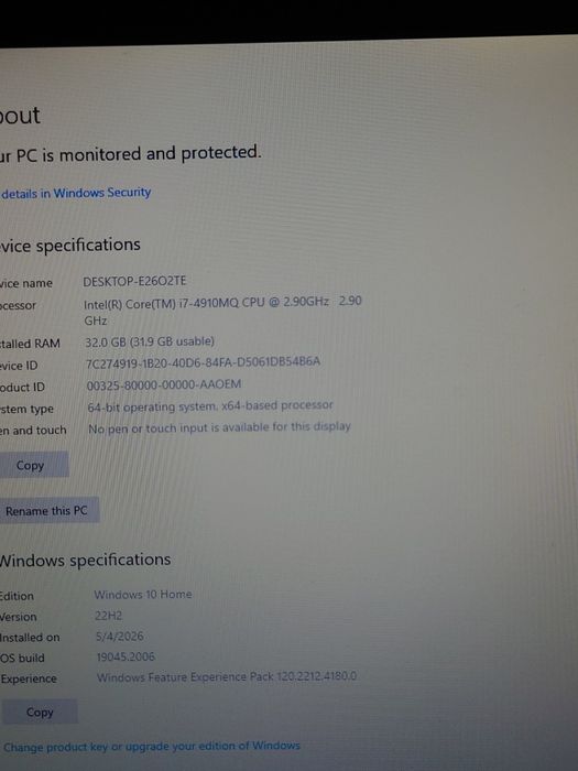 Alienware Gaming laptop• Placă video 8Gb• 32gb ram• i7 procesor• Alienware 17