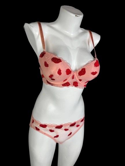 Аёллар ички кийими