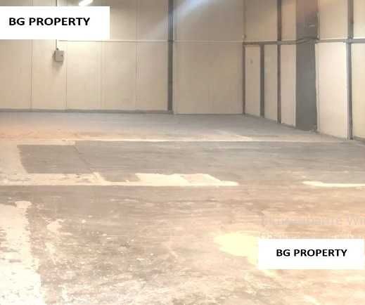 Склад под наем с двор