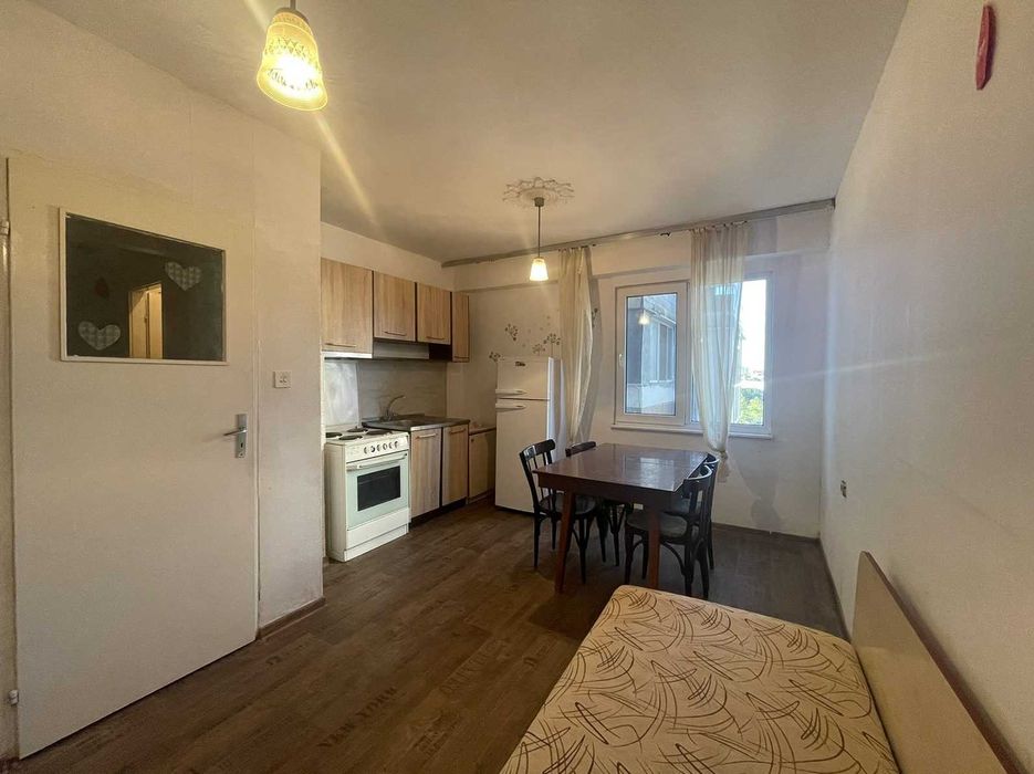 Продава се Двустаен апартамент в Русе, Родина 1 - 74 кв.м за 1080 €/кв.м - Снимка #5