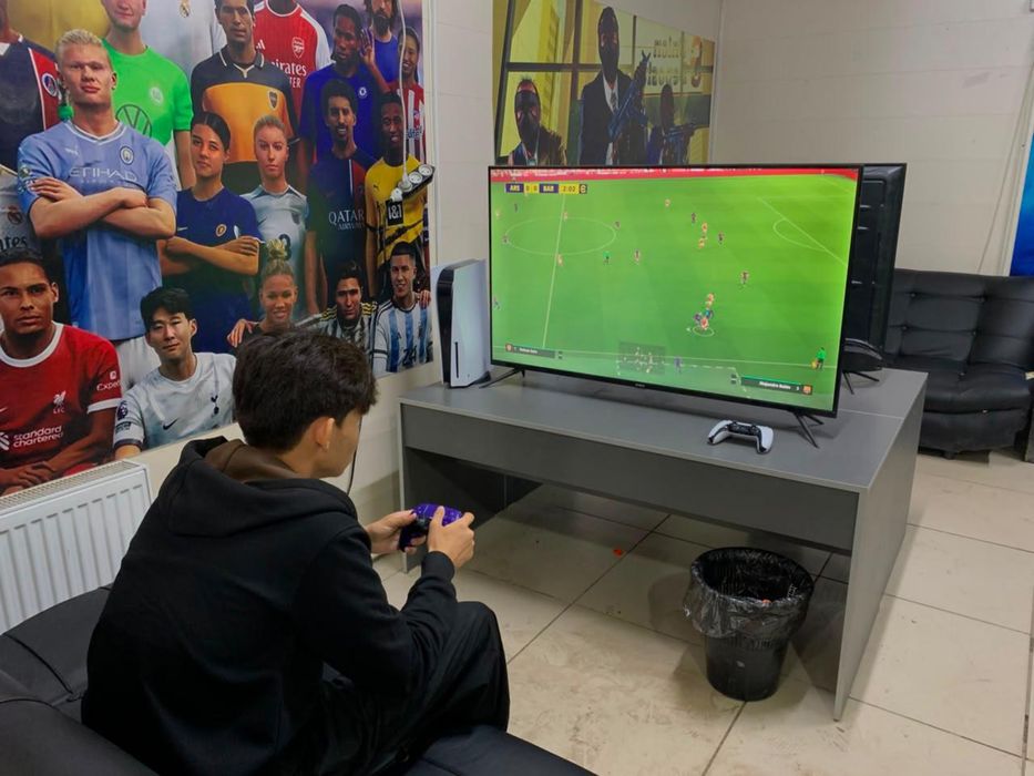 Продается ps5 club либо обмен на машину