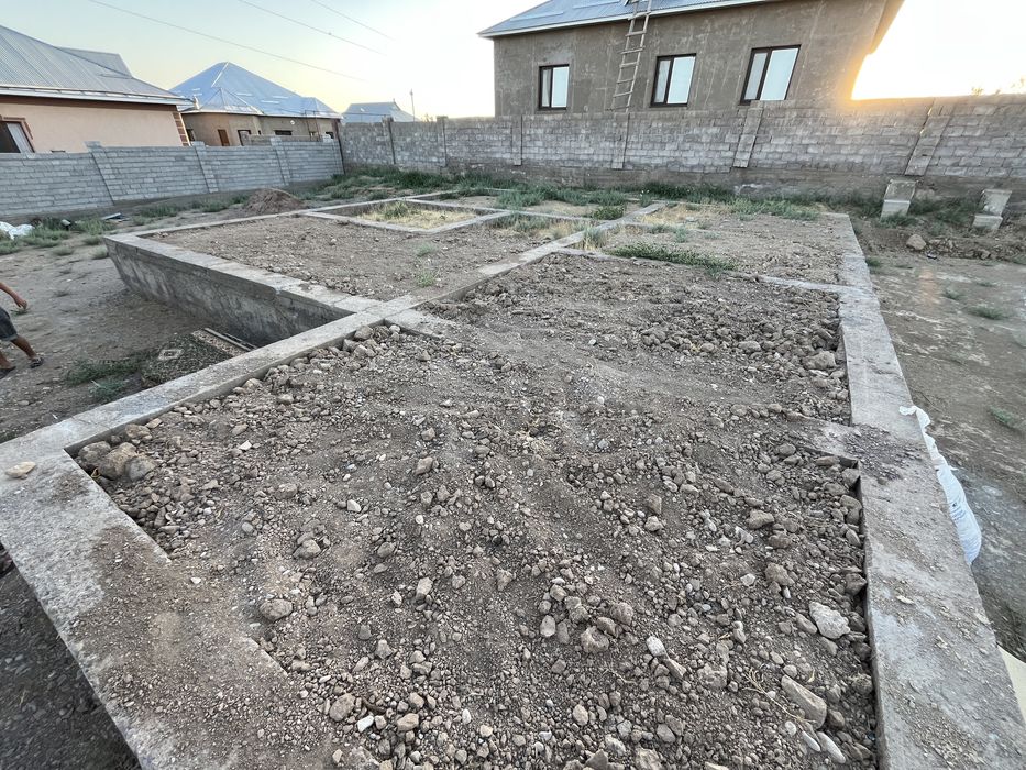 Үй сатылады  кәсіпкерліктің  артында