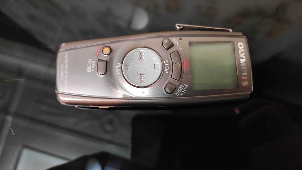 Диктофон цифровой Olympus  VN-240PC