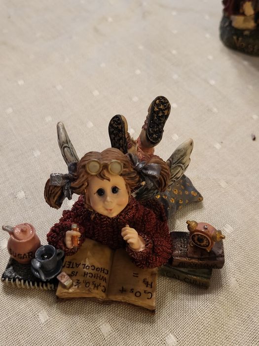 ОСЕМ Колекционерски фигурки на   "BOYS BEARS&FRIENDS "