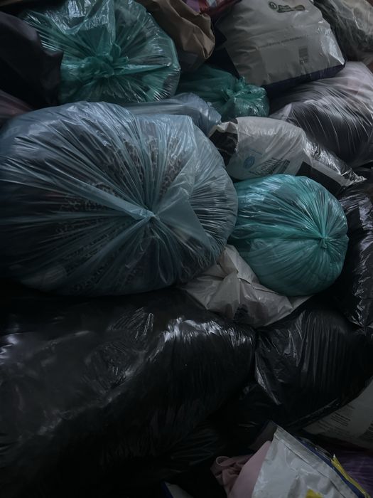Vând haine de damă SH, in stare bună, atent selectionate