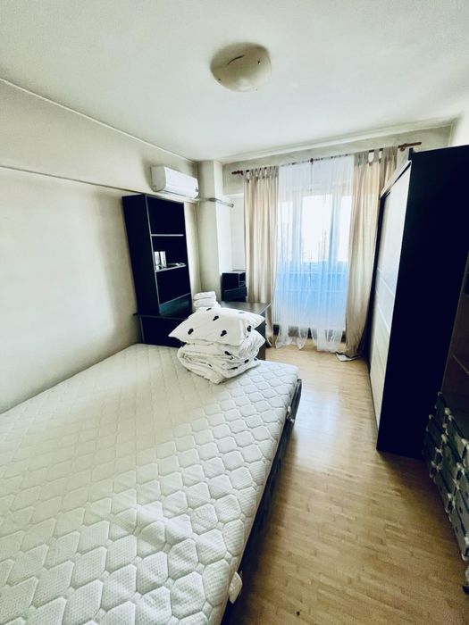Inchiriez apartament 3 camere Calea Bucuresti