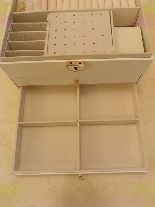 Органайзер для украшений Новый