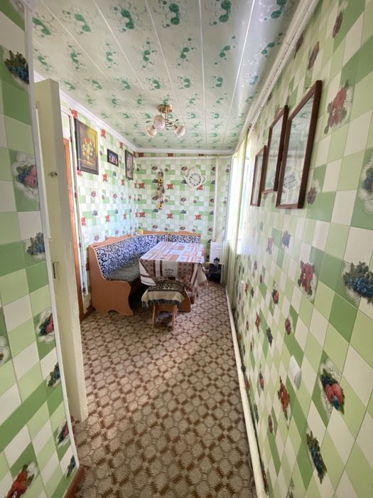Продается  трех комнатный дом