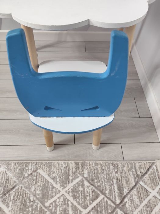 Столик для ребенка