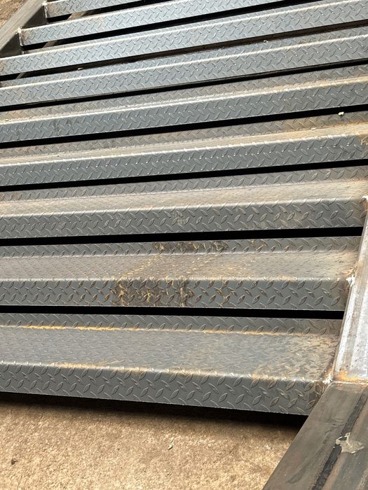 Scari exterioare structura metalica pentru lift scara interioara sau exterioara