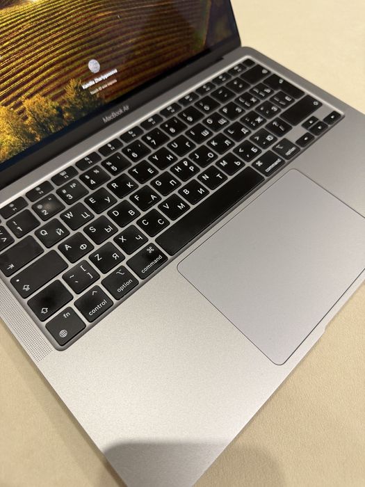 MacBook Air M1 (2020), 256 GB, Space Gray