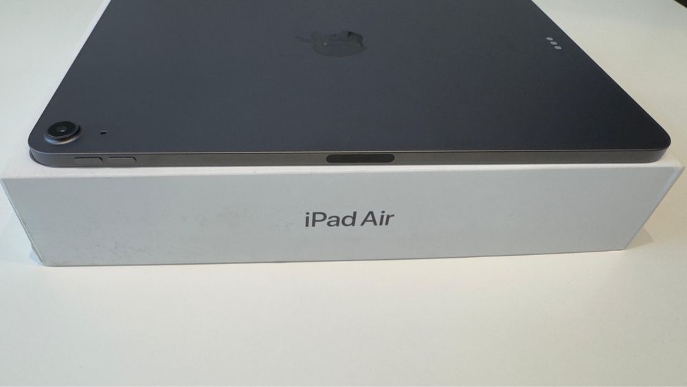 Apple iPad 5th M1, 64GB, Wi-fi, ca nou