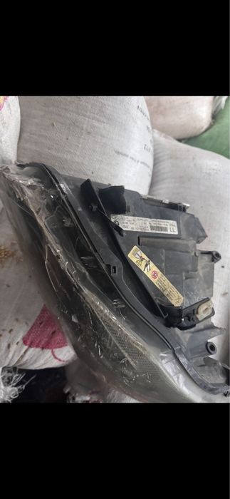 Faruri bmw e 90 nfl xenon