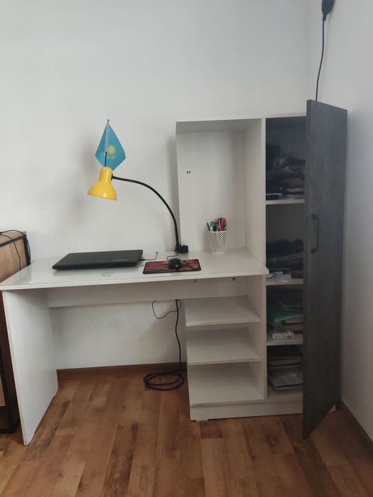 Парта школьная со шкафами