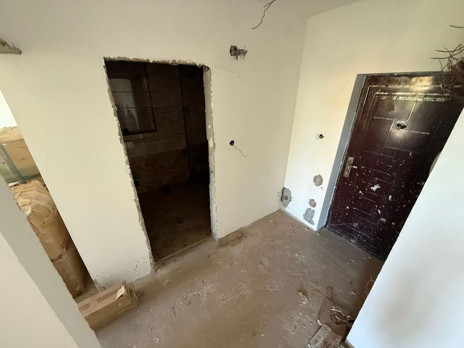 Ofer spre vanzare Apartament 2 Camere Bloc Nou Strada Rodnei Etaj 2