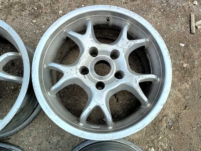 Продам оригинальные легкосплавные диски на BMW 5 E39.