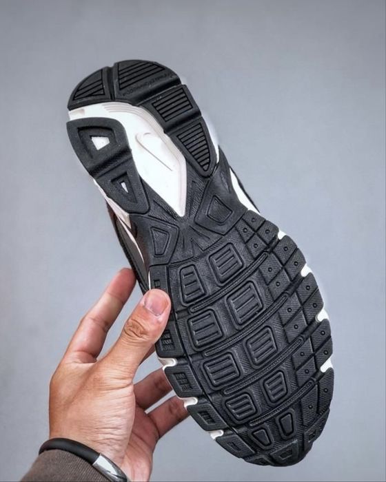 Кроссовки Nike Initiator