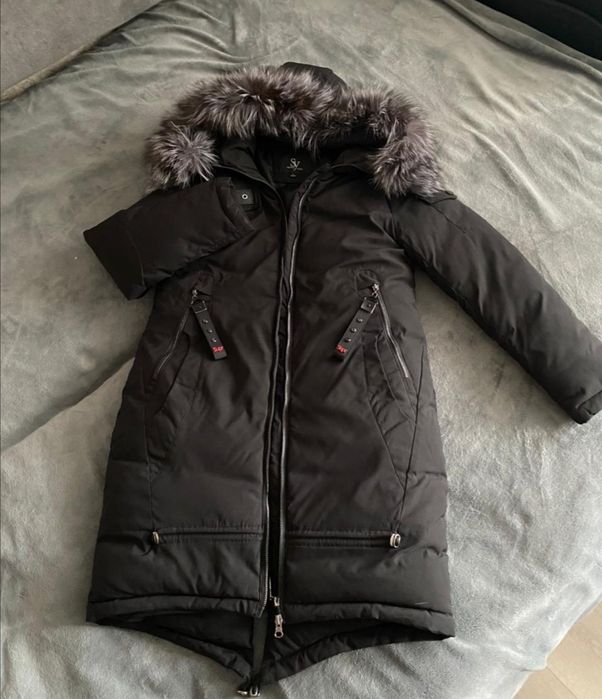 Зимняя куртка женская