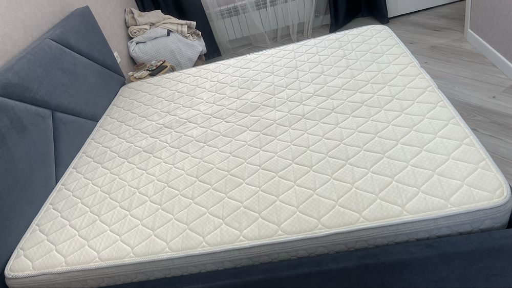 Матрас 1,80х2.00 м