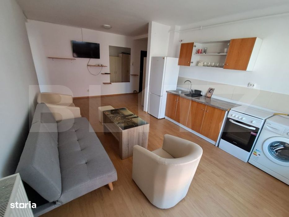 Apartament semidecomandat complet mobilat si utilat, parcare inclusa — fotografia 1