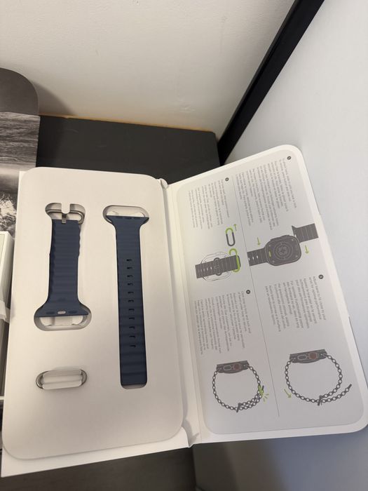 Apple Watch Ultra 3, GPS+Cellular,/Natural Titanium 49mm Anchor blue