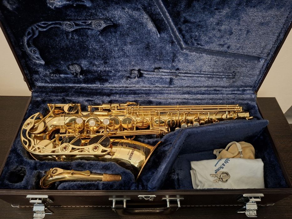 Saxofon Yamaha YAS-62 PURPLE LOGO