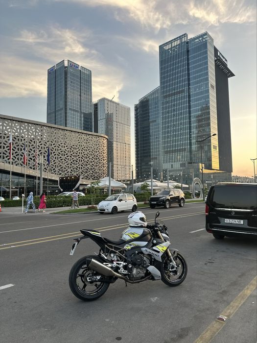 BMW S1000R год 2023 K63 состояние как новый пробег 4000к/м