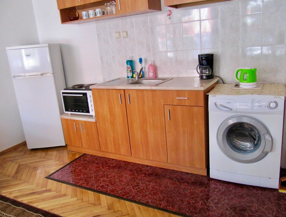 Дава се под наем Двустаен апартамент в Варна, Център - 56 кв.м за 450 € - Снимка #4