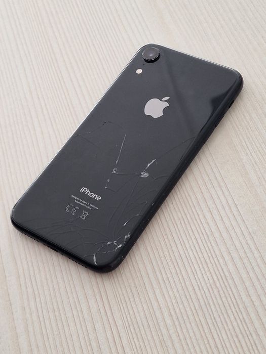 Продам айфон xr 128 гб