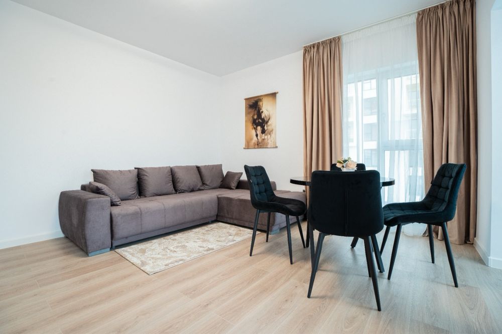 Apartament de inchiriat cu 2 sau 3 camere in complex/pretabil business