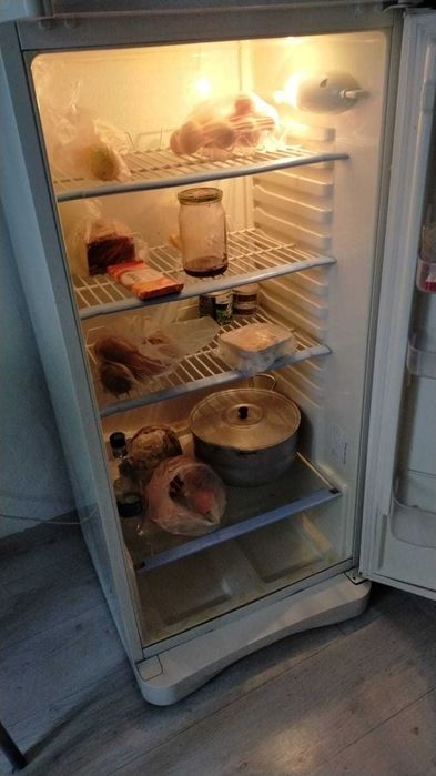 Продам холодильникI INDESIT
