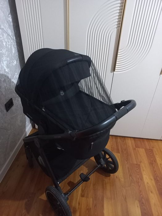 Продам коляску 2 в одном
