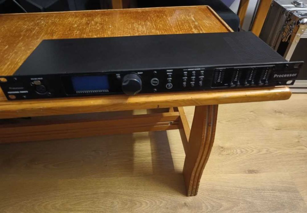 Procesor, crossover, dsp egalizator dsp Behringer Dbx Pa 2