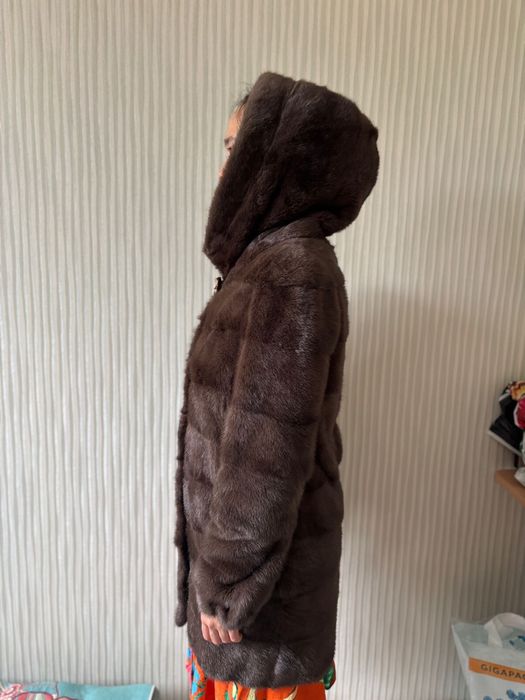 Продам норковую шубу